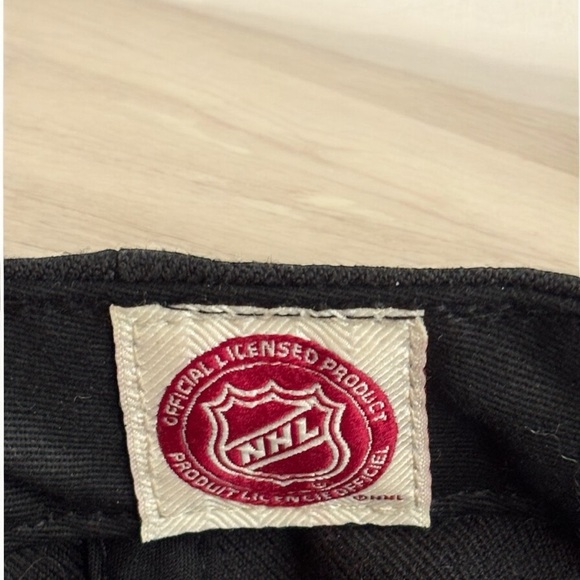 Pittsburgh Penguins NHL 47 Brand Vintage Snapback Cropped Penguin Hat Cap Hockey - Picture 7 of 7